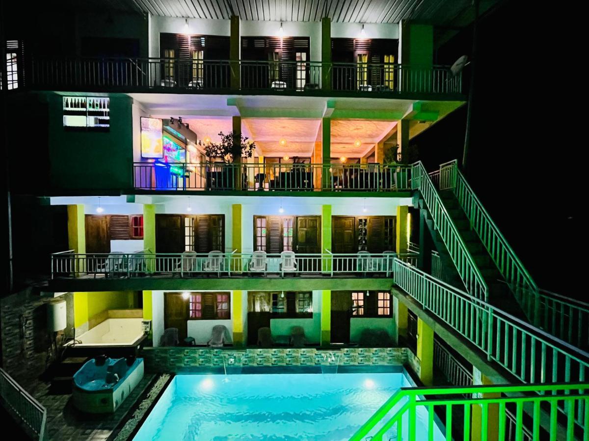 Grand Adamspeak Hotel Nallathanniya Ngoại thất bức ảnh